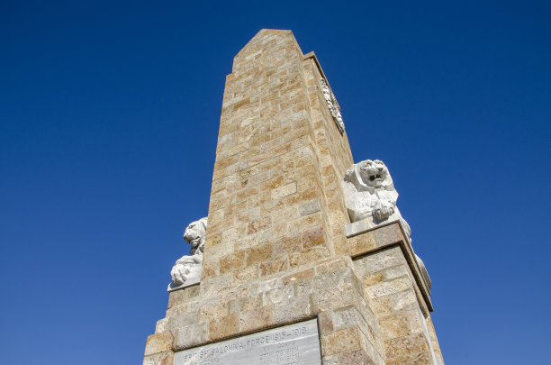 1916