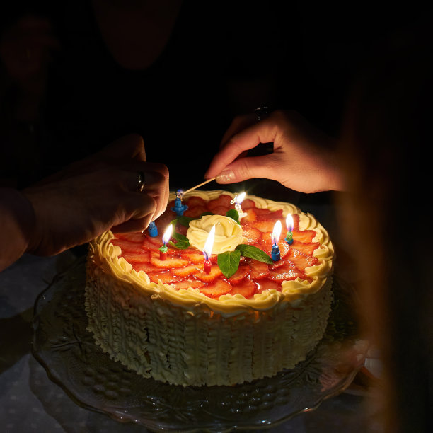 热烈祝贺