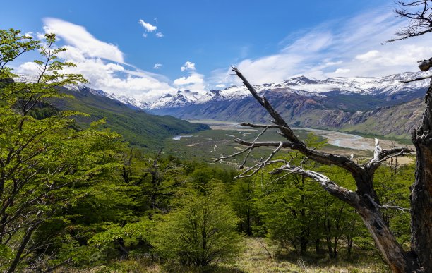 雪峰 山脉 积雪 山顶 阳光