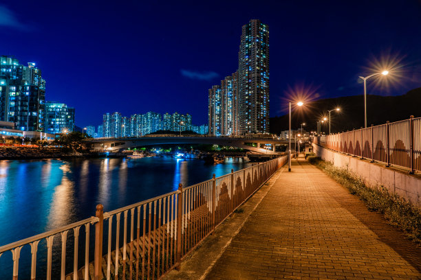 城市道路与楼房