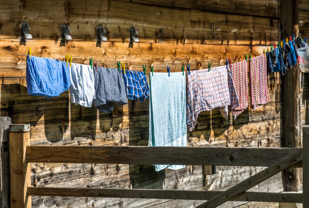 农村洗衣服