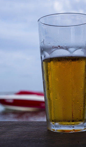 沙滩啤酒节