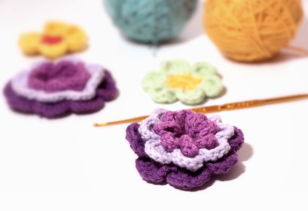 精美紫色绿色圆形花纹图案