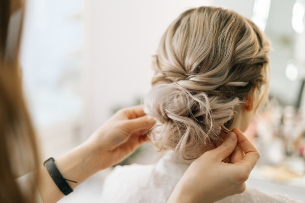 hairstyle