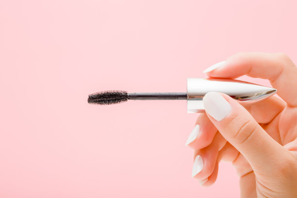 mascara