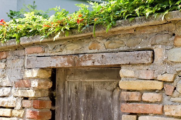 architrave