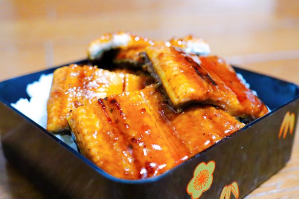 鳗鱼饭