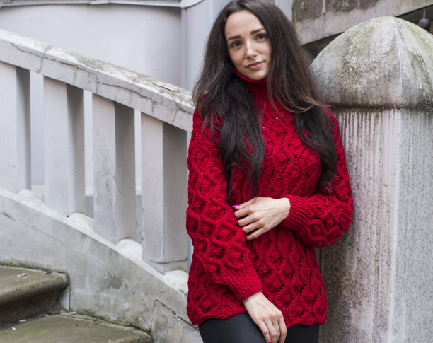 红衣图案优雅美人