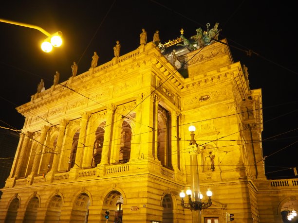 opera