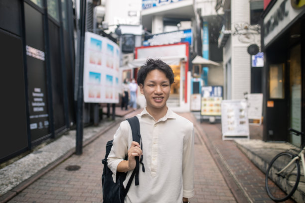 仅日本人