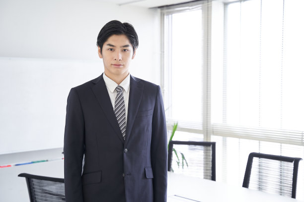 仅日本人