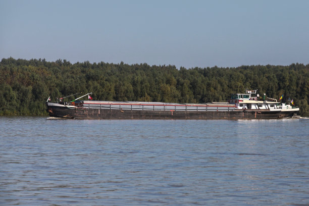 barge