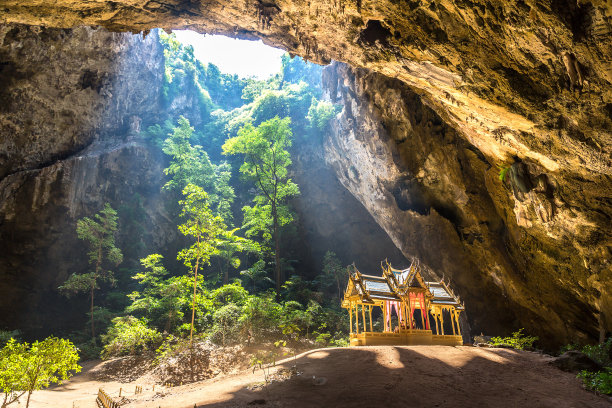 大山里的寺庙