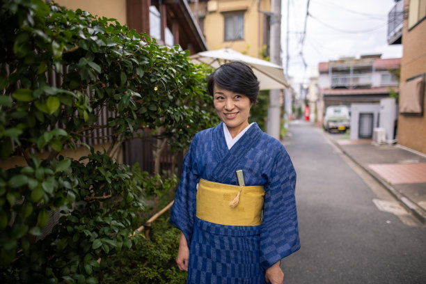 仅日本人