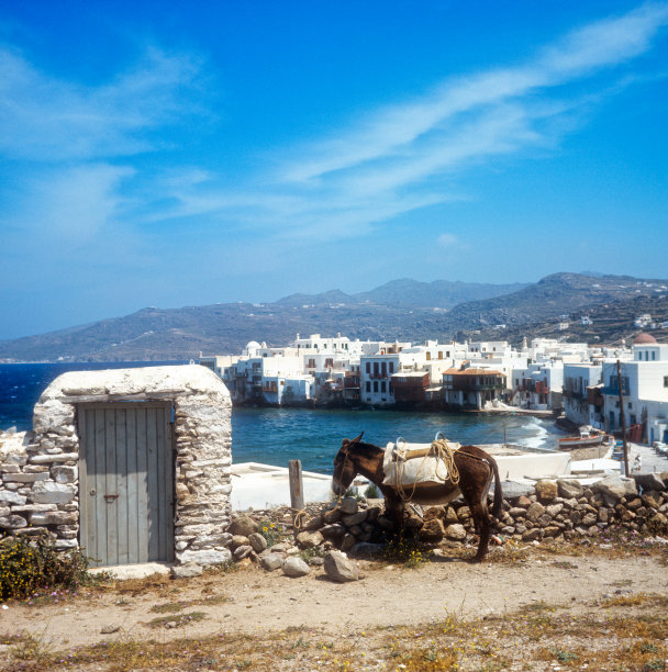 mikonos