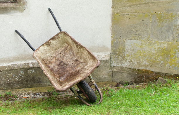 wheelbarrow