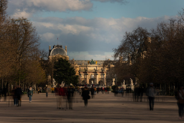 louvre