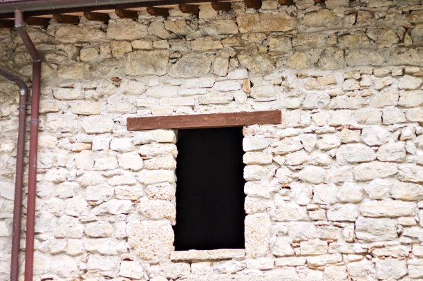 architrave