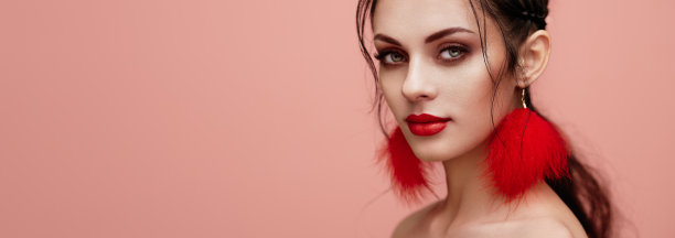 美妆化妆品粉色背景