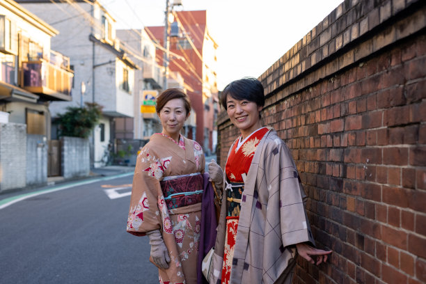 仅日本人