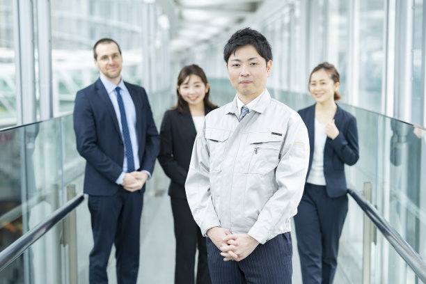 仅日本人