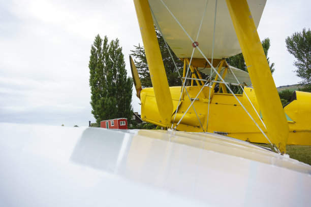 biplanes