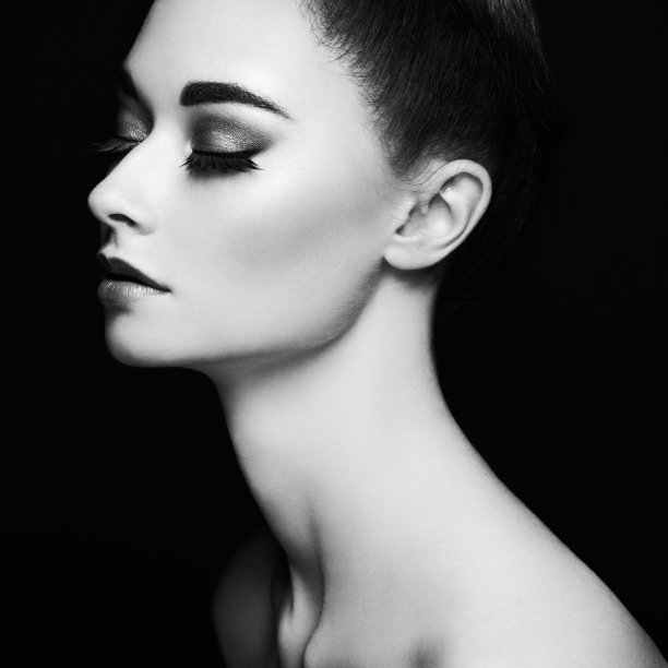 mascara
