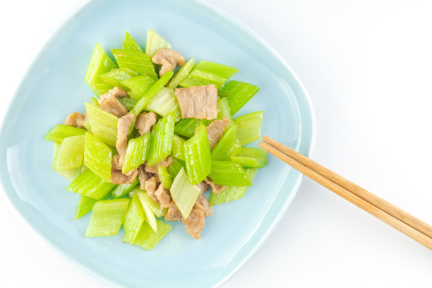 芹菜炒肉
