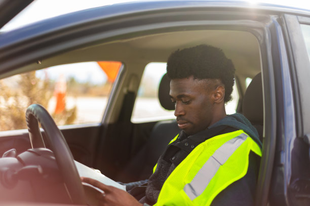 培养建设者接班人