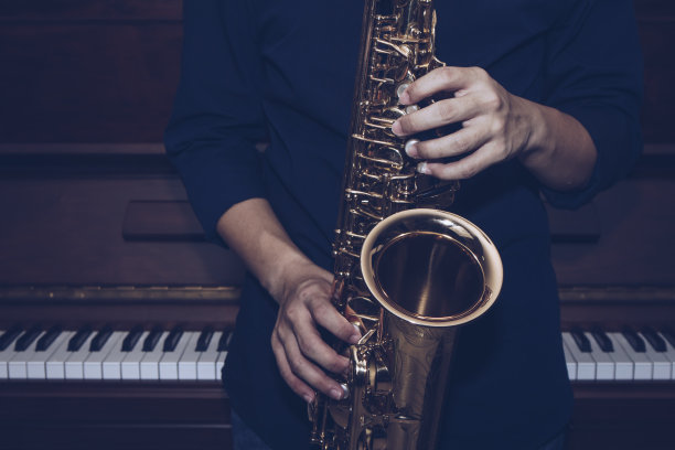 sax
