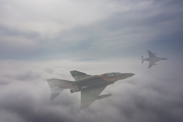 f4