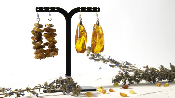 earring