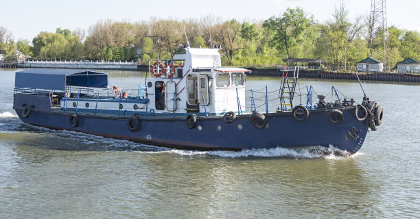 barge