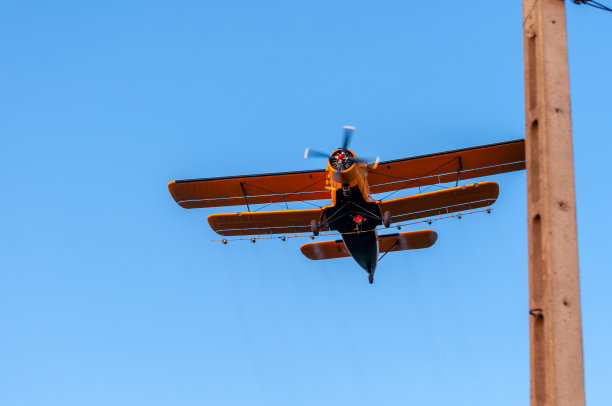 biplanes