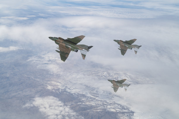 f4