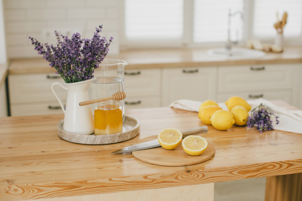 优雅精致餐具餐盘