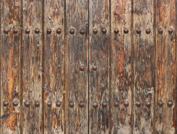 老旧木板木门