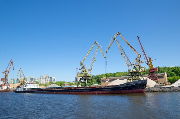 barge
