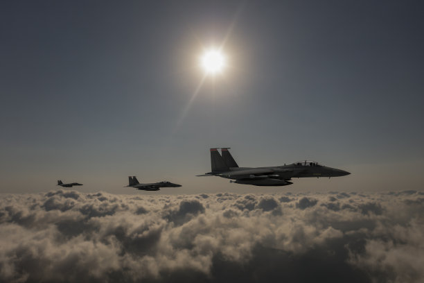 f4