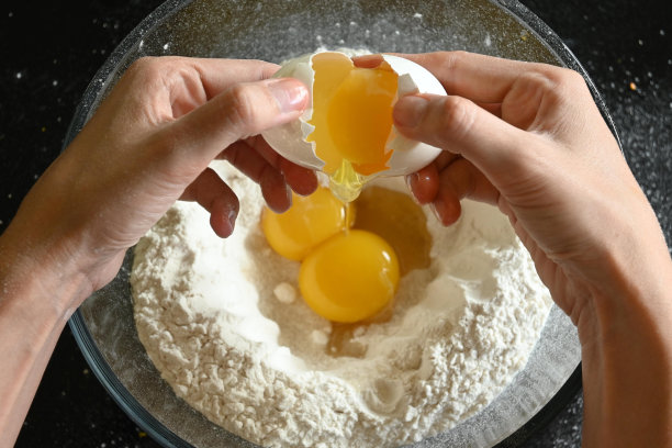 碗里的蛋