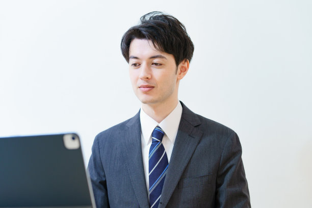 仅日本人