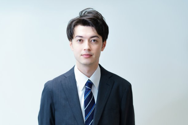 仅日本人