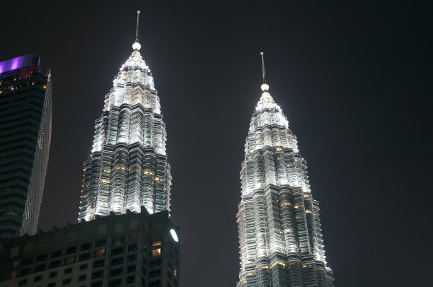 petronas