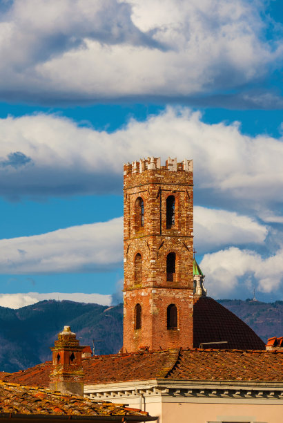 lucca