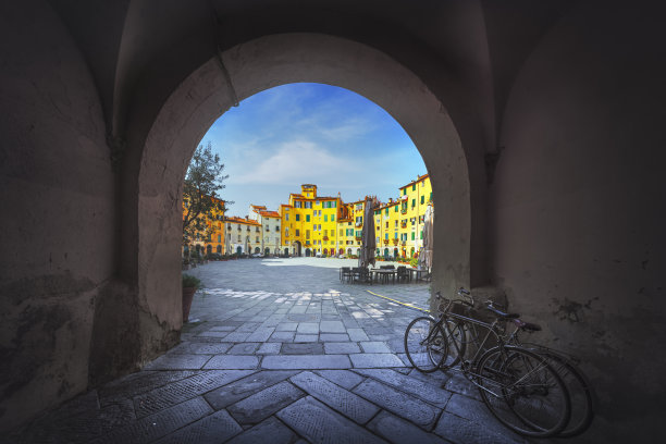 lucca