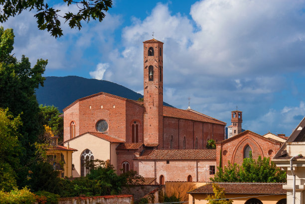lucca