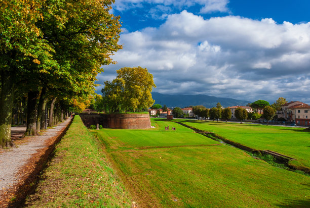 lucca
