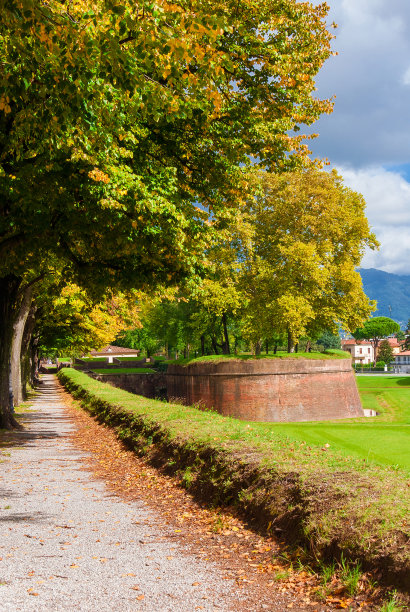 lucca