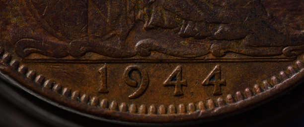 1944