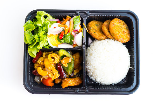 荤素搭配的美味盒饭